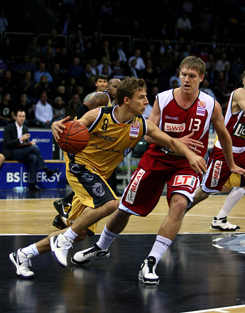 但他们在客 但他们在客